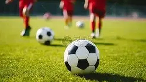 阿尔瓦雷斯赛季无缺席出战72场，总出场时间达4759分钟